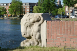 Kind met bizonkop van Jan trapman.
<br/>
Annemarieke Verheij, 2015-06-30